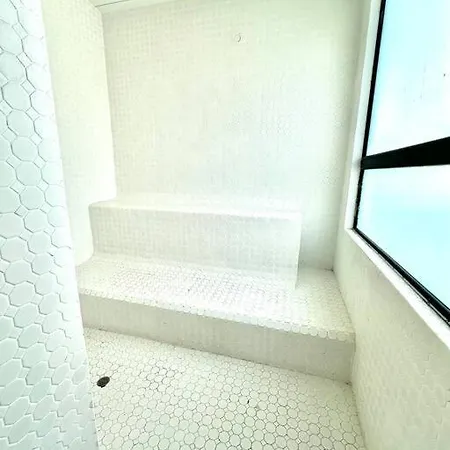 Murano Centro - Luxury On 21th Floor Apartment